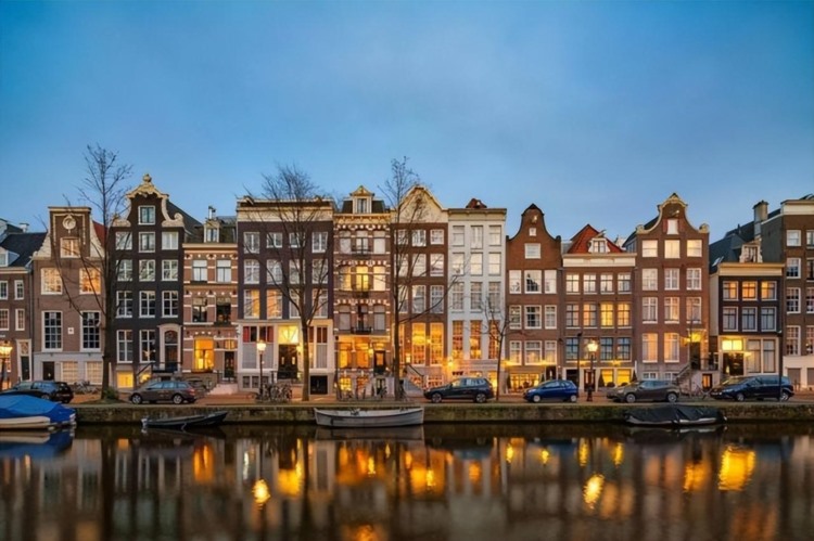 历史洪流中的阿姆斯特丹